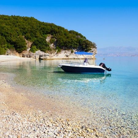 Bella Mare Hotel Kassiopi Dış mekan fotoğraf