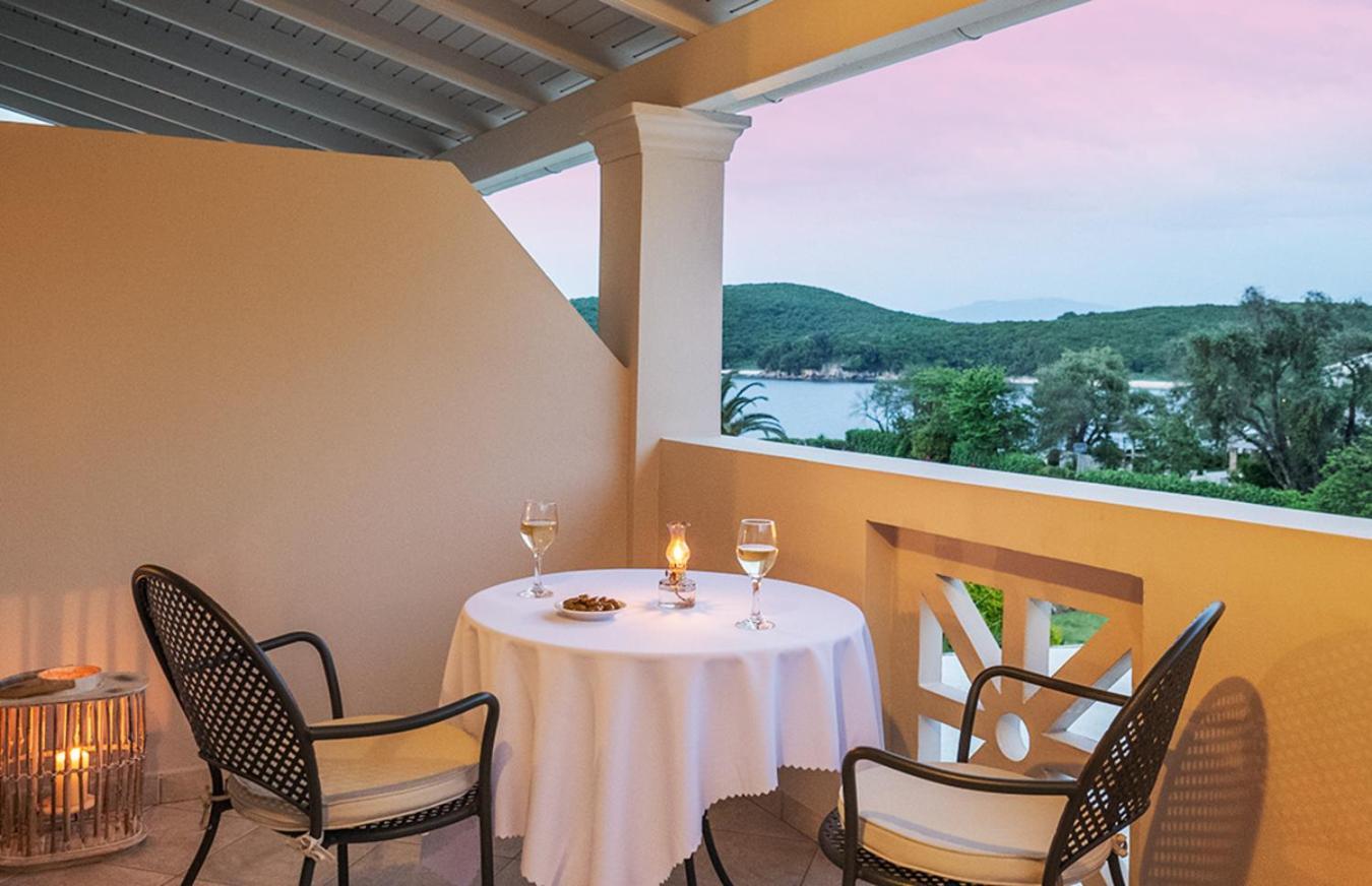 Bella Mare Hotel Kassiopi Dış mekan fotoğraf